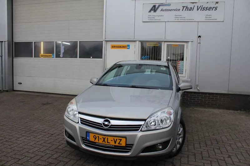 Opel Astra (2007)