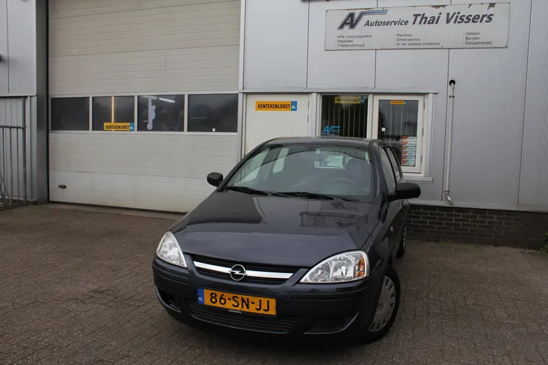 Opel Corsa (2006)