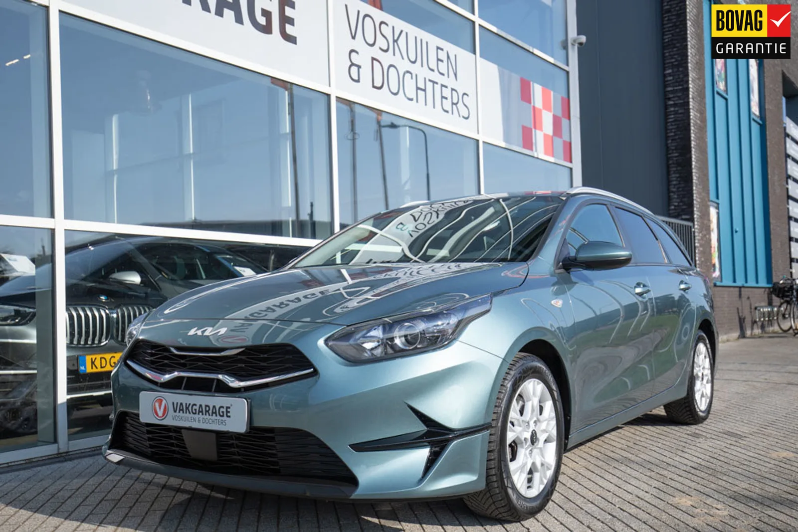 Kia Ceed (2023) — foto 1
