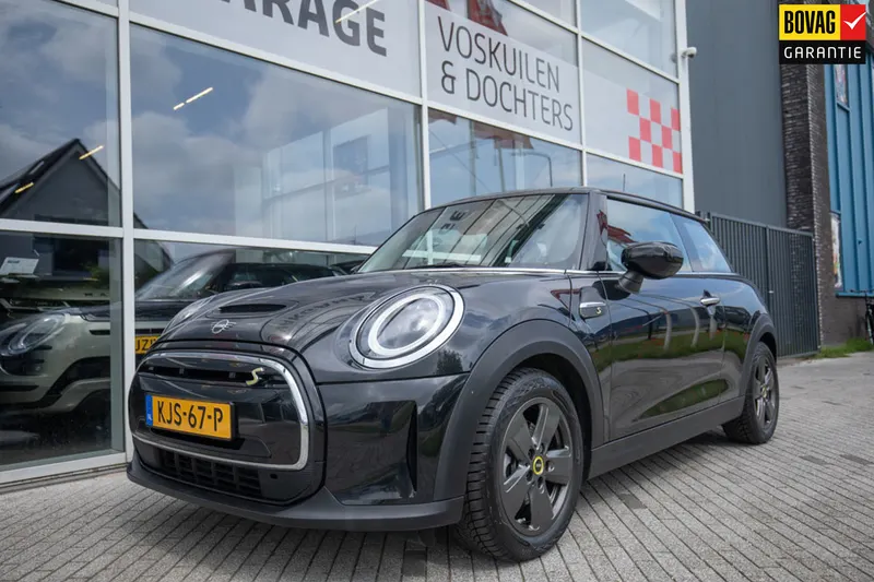 MINI Electric (2023)