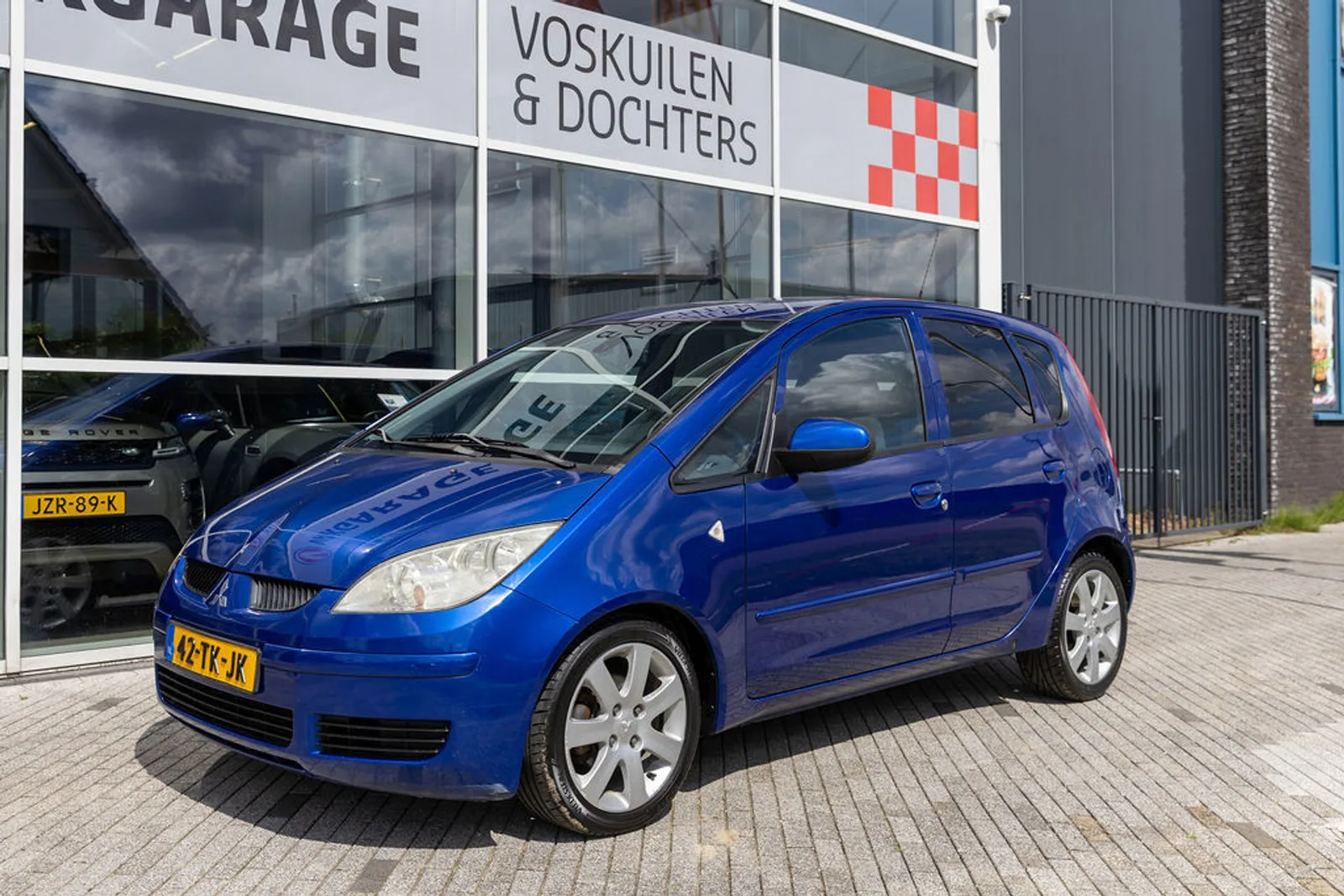 Mitsubishi Colt (2006) — foto 1