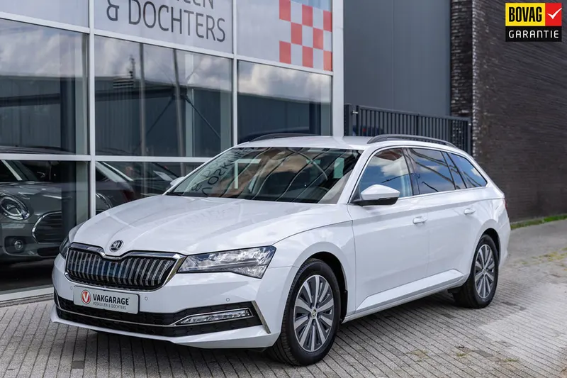Škoda Superb (2021)