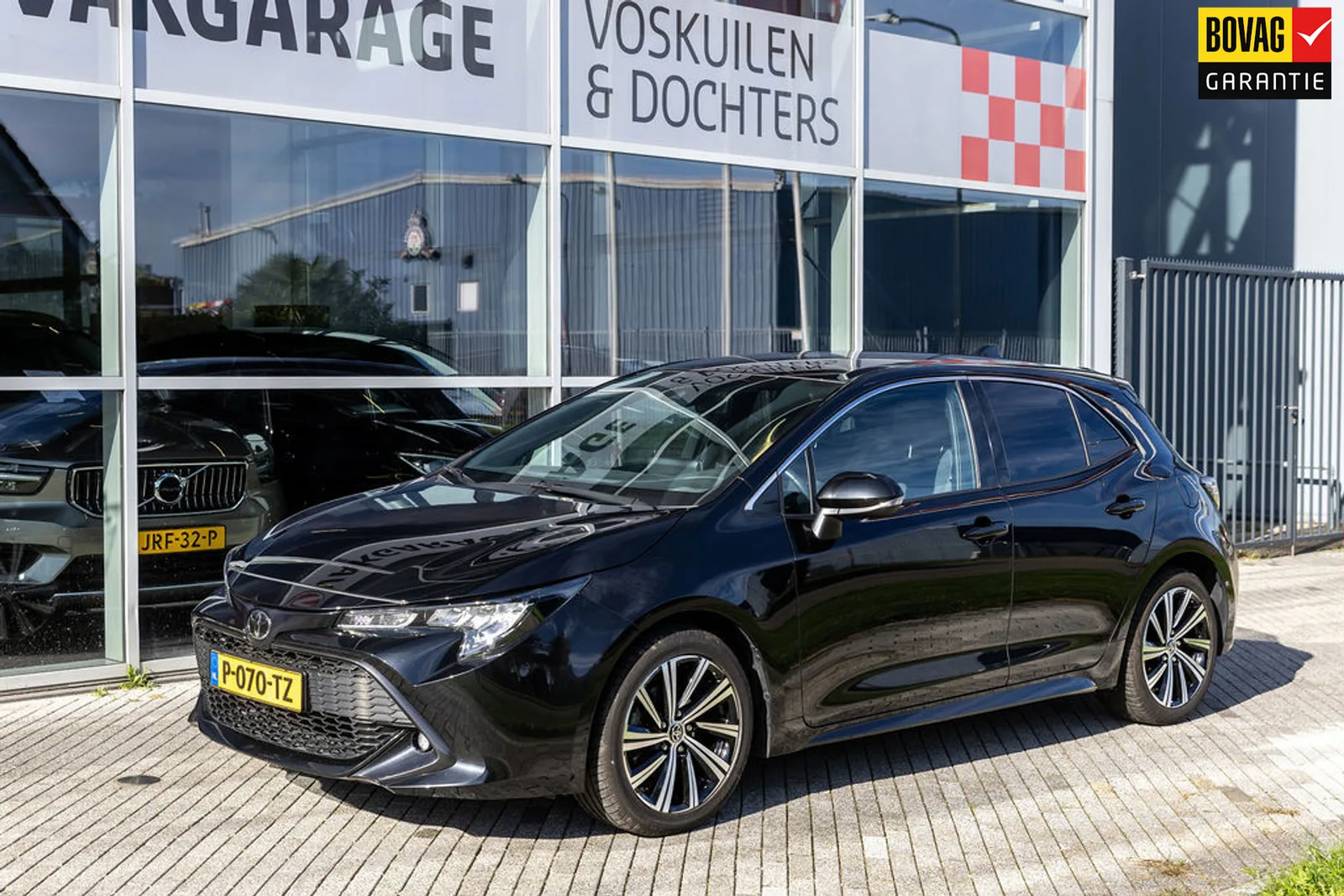 Toyota Corolla (2022) — foto 1