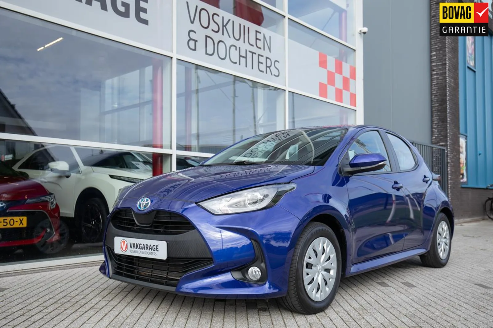 Toyota Yaris (2022) — foto 1