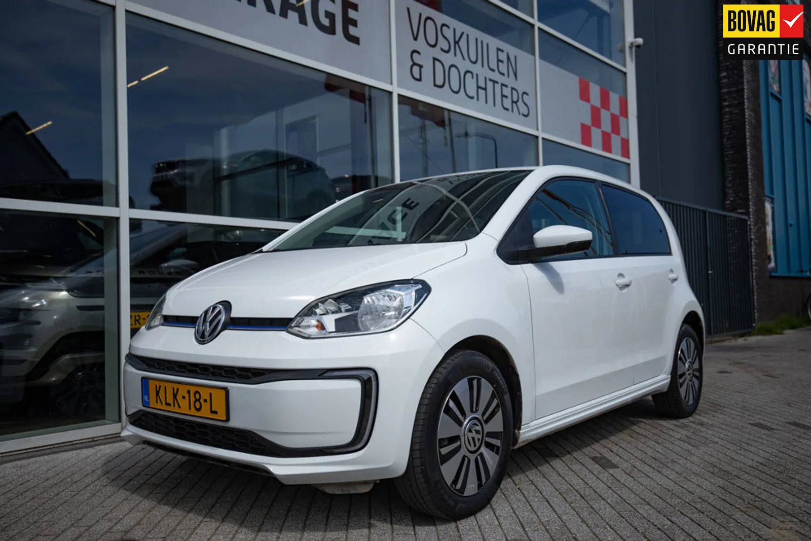 Volkswagen E-Up! (2020) — foto 1