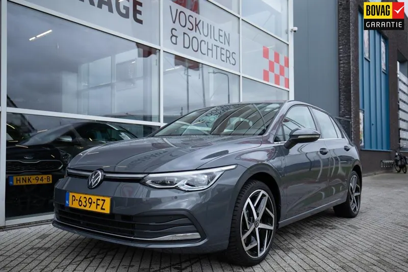Volkswagen Golf (2022)
