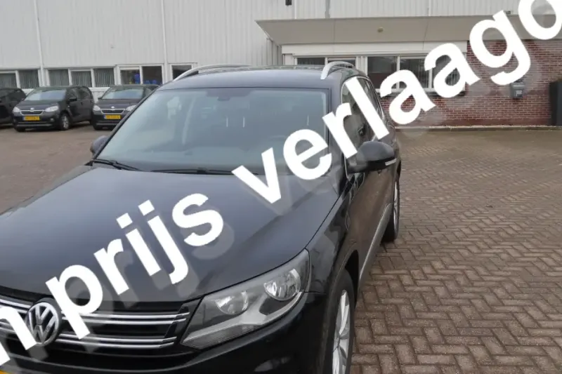 Volkswagen Tiguan (2015)