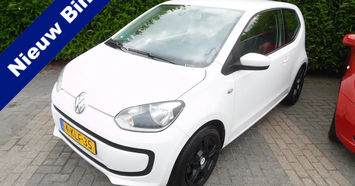 Volkswagen Up! (2013) — foto 1