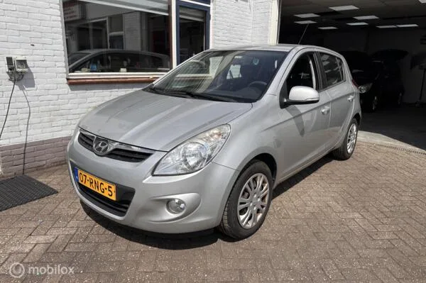 Hyundai i20 (2011) — foto 1