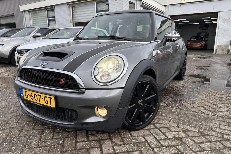MINI Cooper S (2009)
