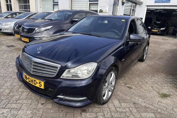 Mercedes-Benz C-Klasse (2011) — foto 1
