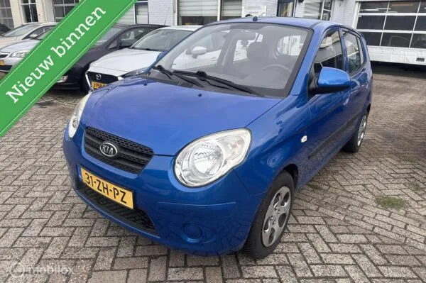 Kia Picanto (2008) — foto 1