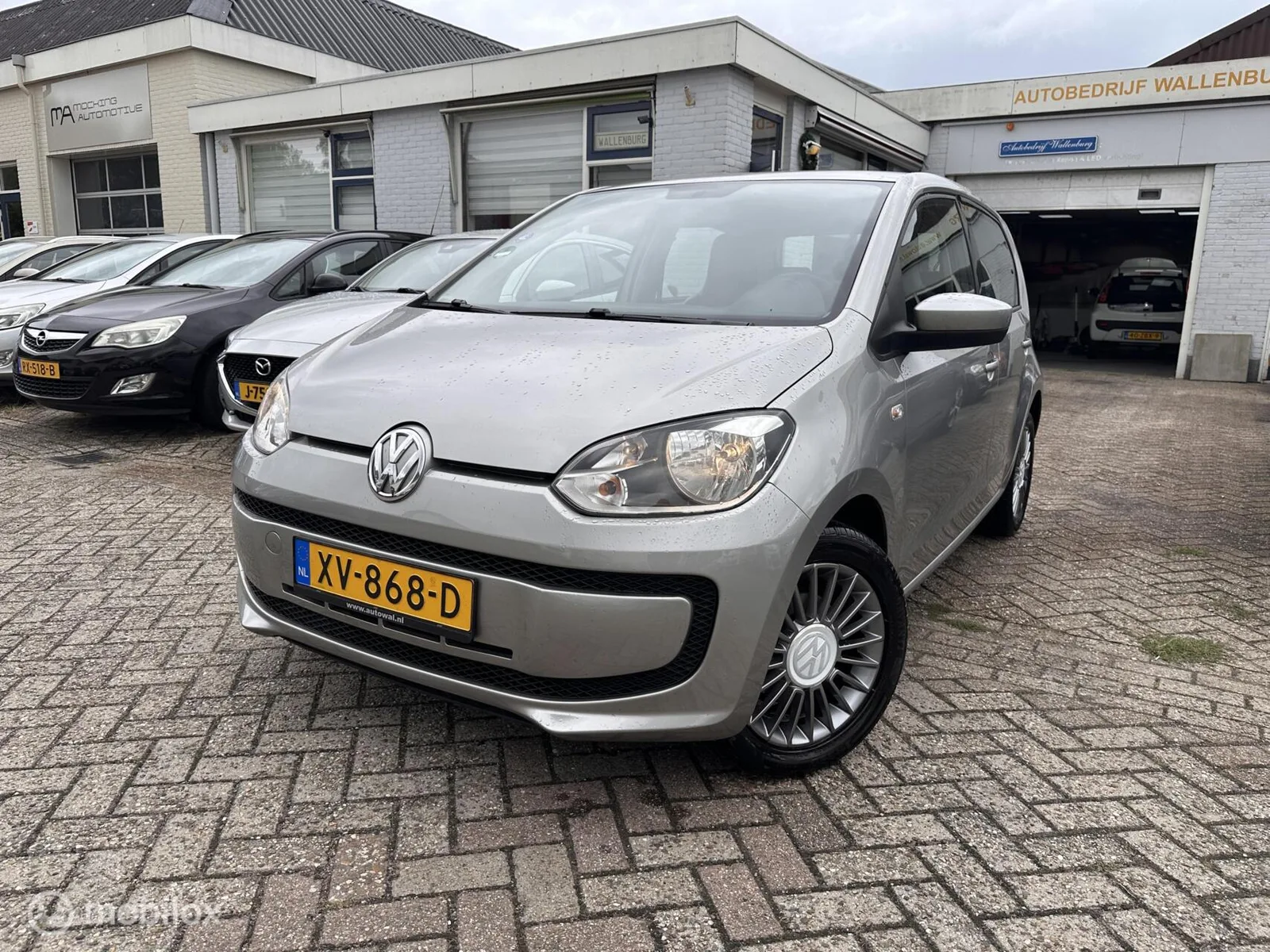 Volkswagen Up! (2012) — foto 1