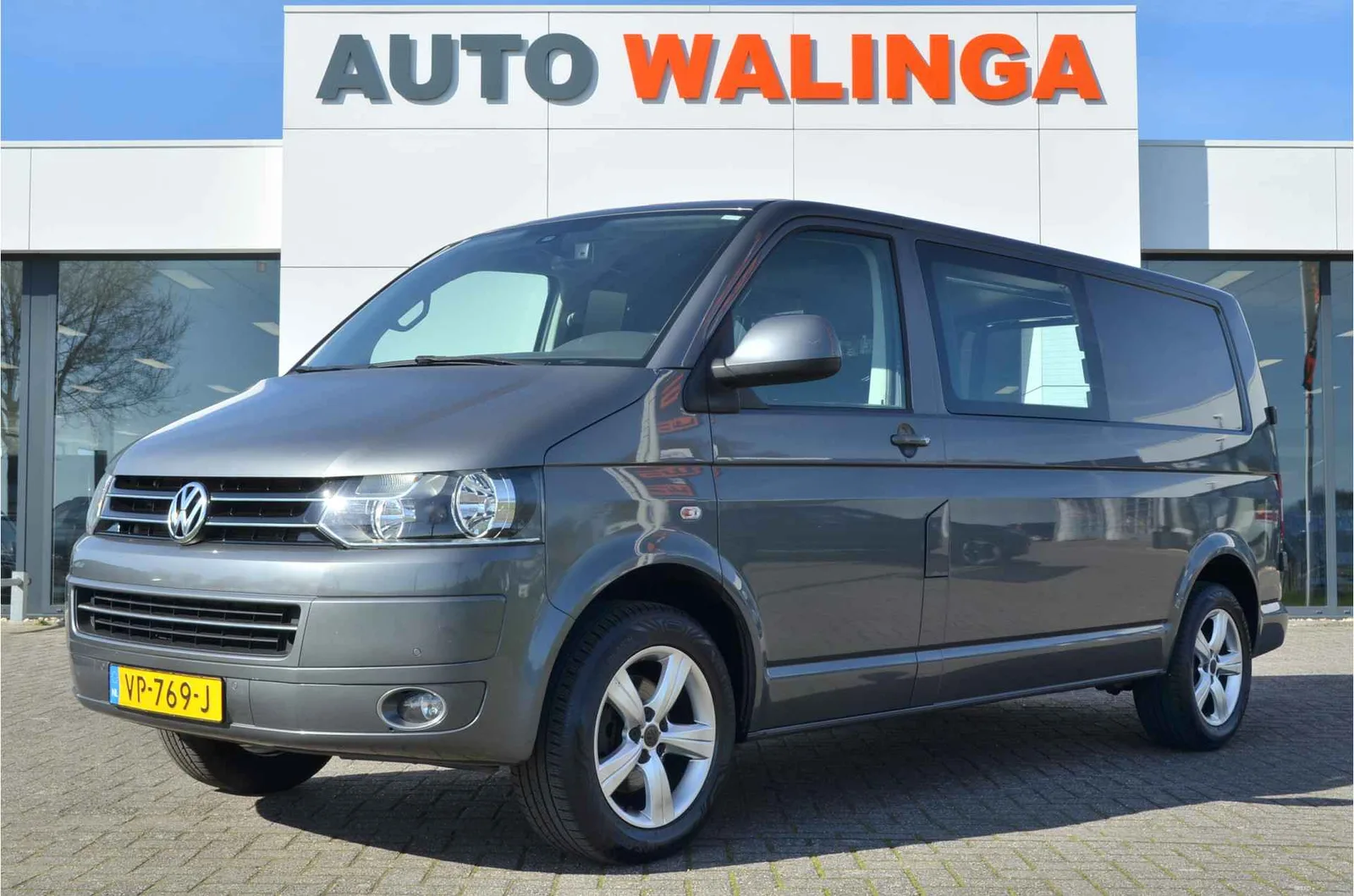 Volkswagen Transporter (2015) — foto 1