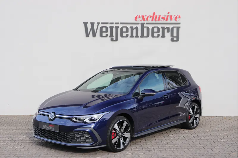 Volkswagen Golf (2023)