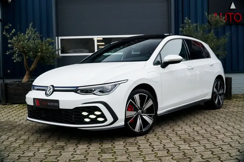 Volkswagen Golf (2020)