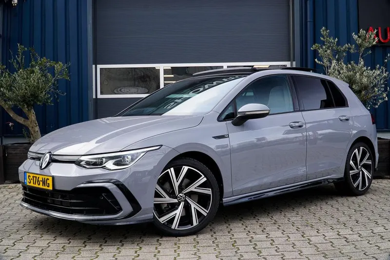 Volkswagen Golf (2021)
