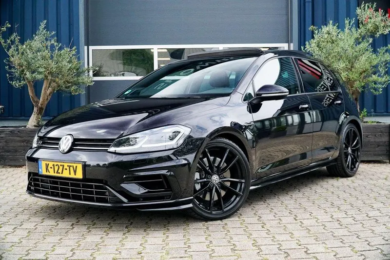 Volkswagen Golf (2017)