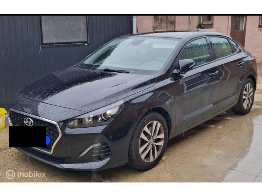 Hyundai i30 (2019) — foto 1