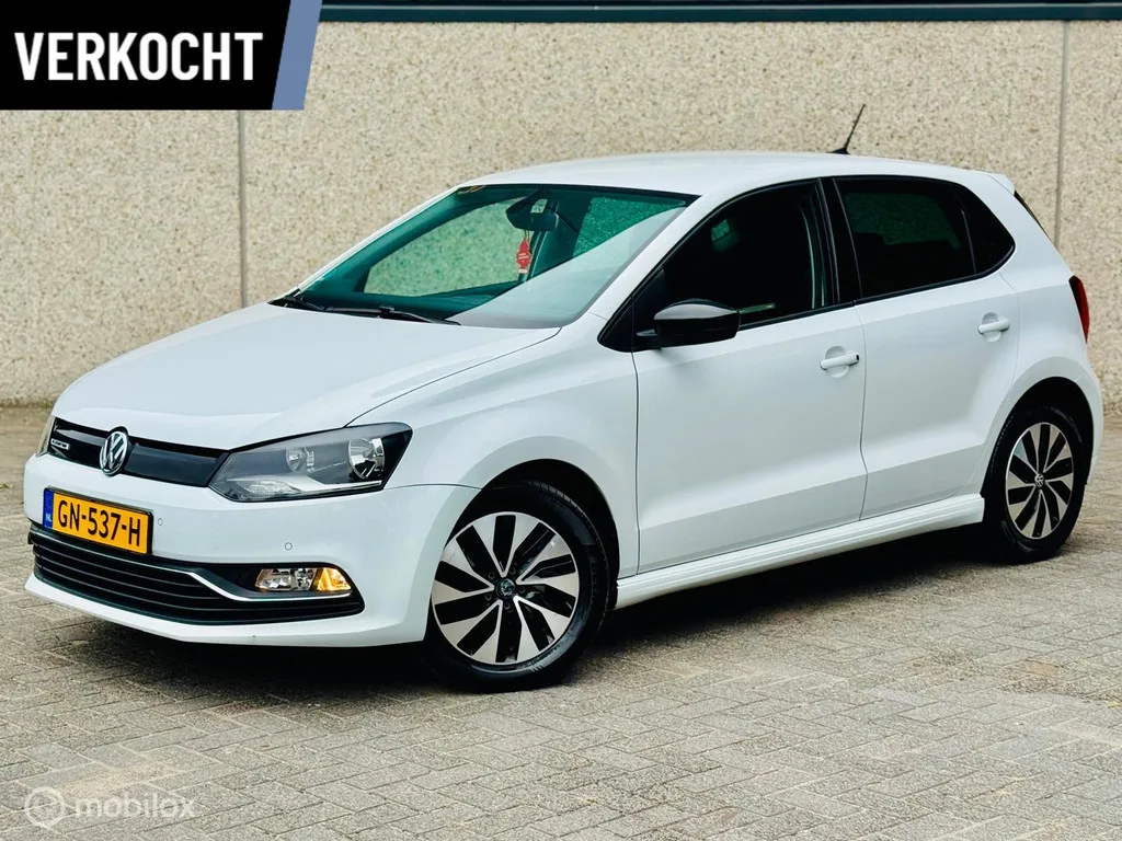 Volkswagen Polo (2015) — foto 1