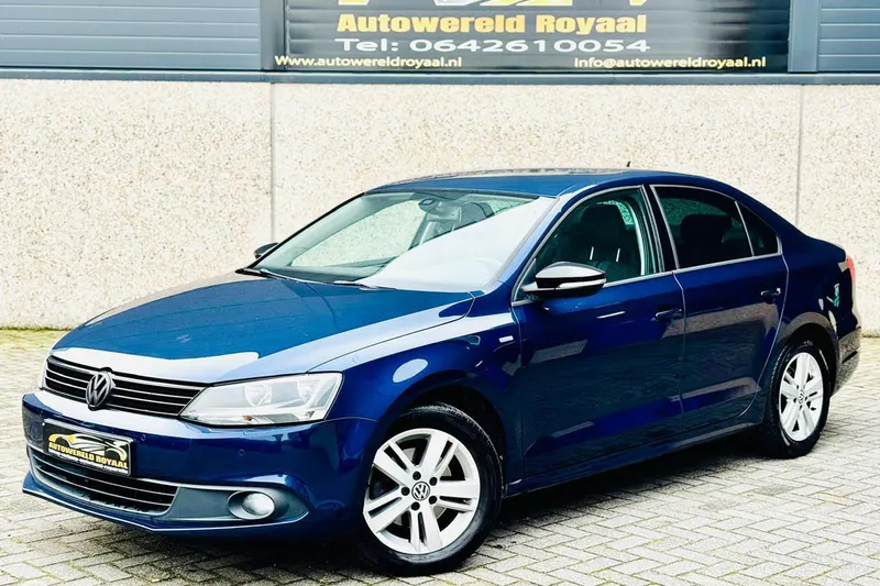 Volkswagen Jetta (2013)