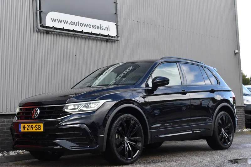 Volkswagen Tiguan (2021)