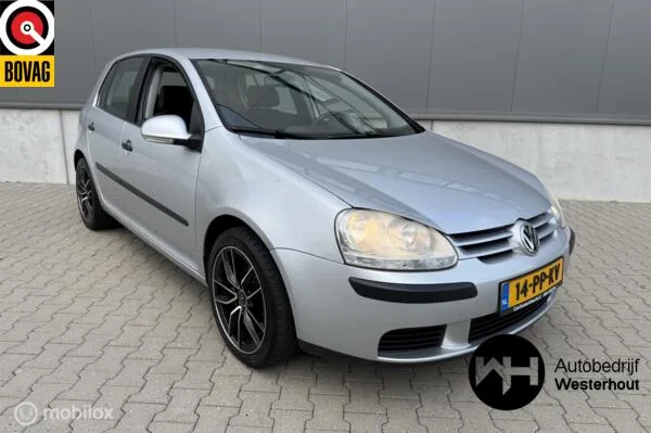 Volkswagen Golf (2004) — foto 1