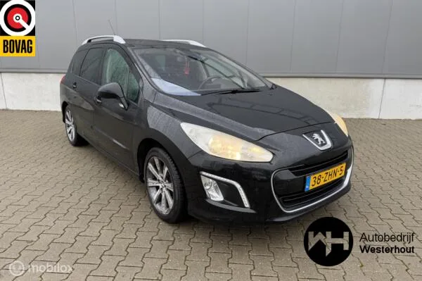 Peugeot 308 (2012) — foto 1