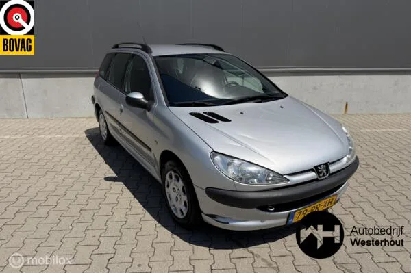 Peugeot 206 (2004) — foto 1