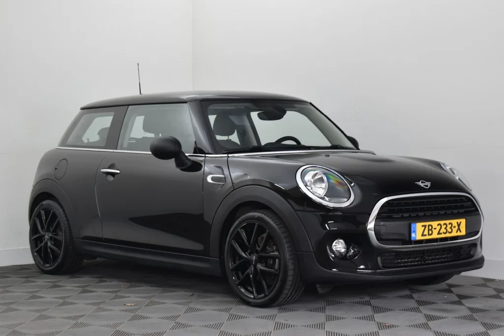 MINI One (2019) — foto 1