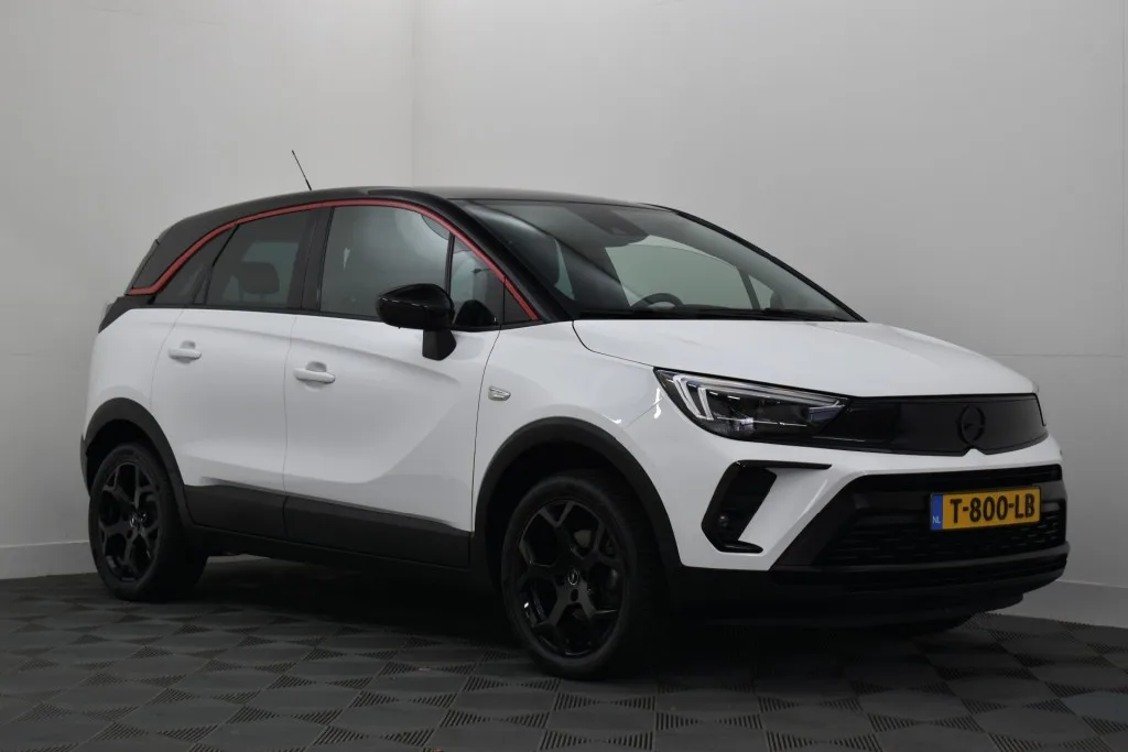 Opel Crossland (2022) — foto 1