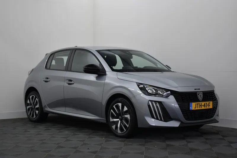 Peugeot 208 (2024)