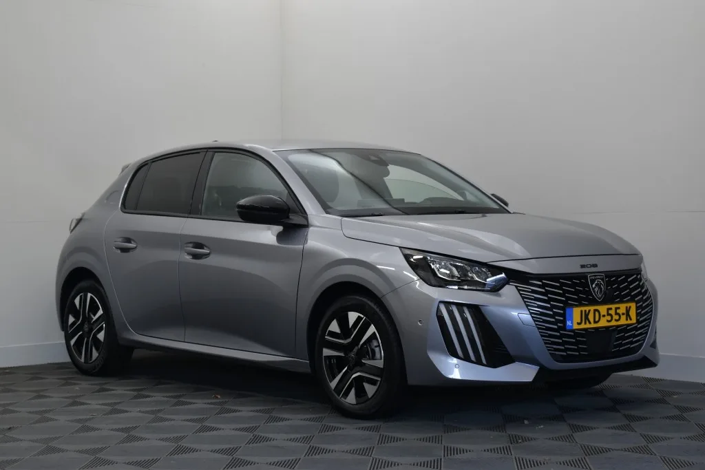 Peugeot 208 (2024) — foto 1