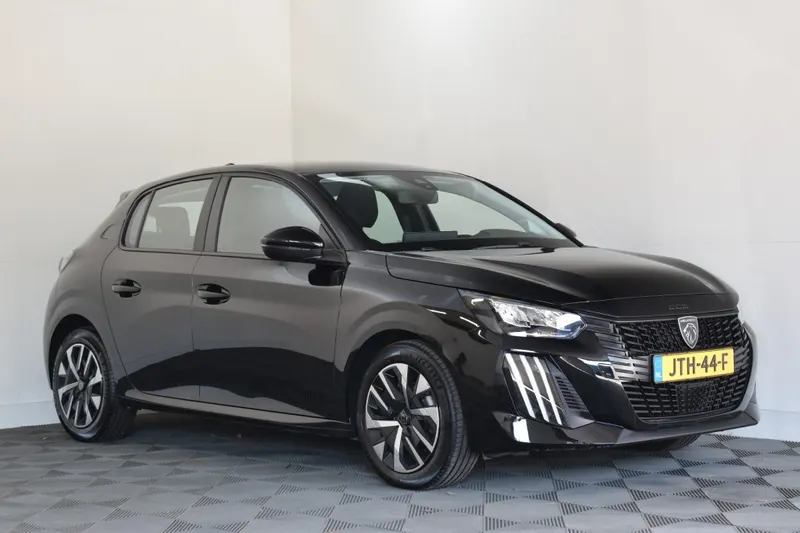 Peugeot 208 (2024)