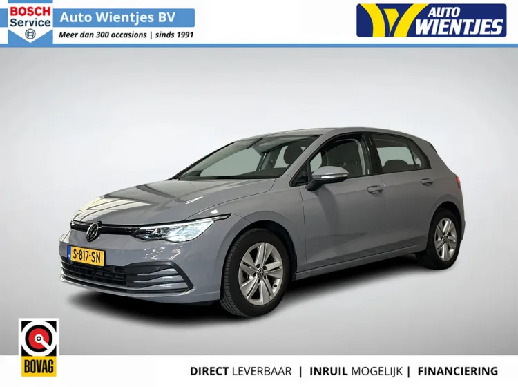 Volkswagen Golf (2023) — foto 1