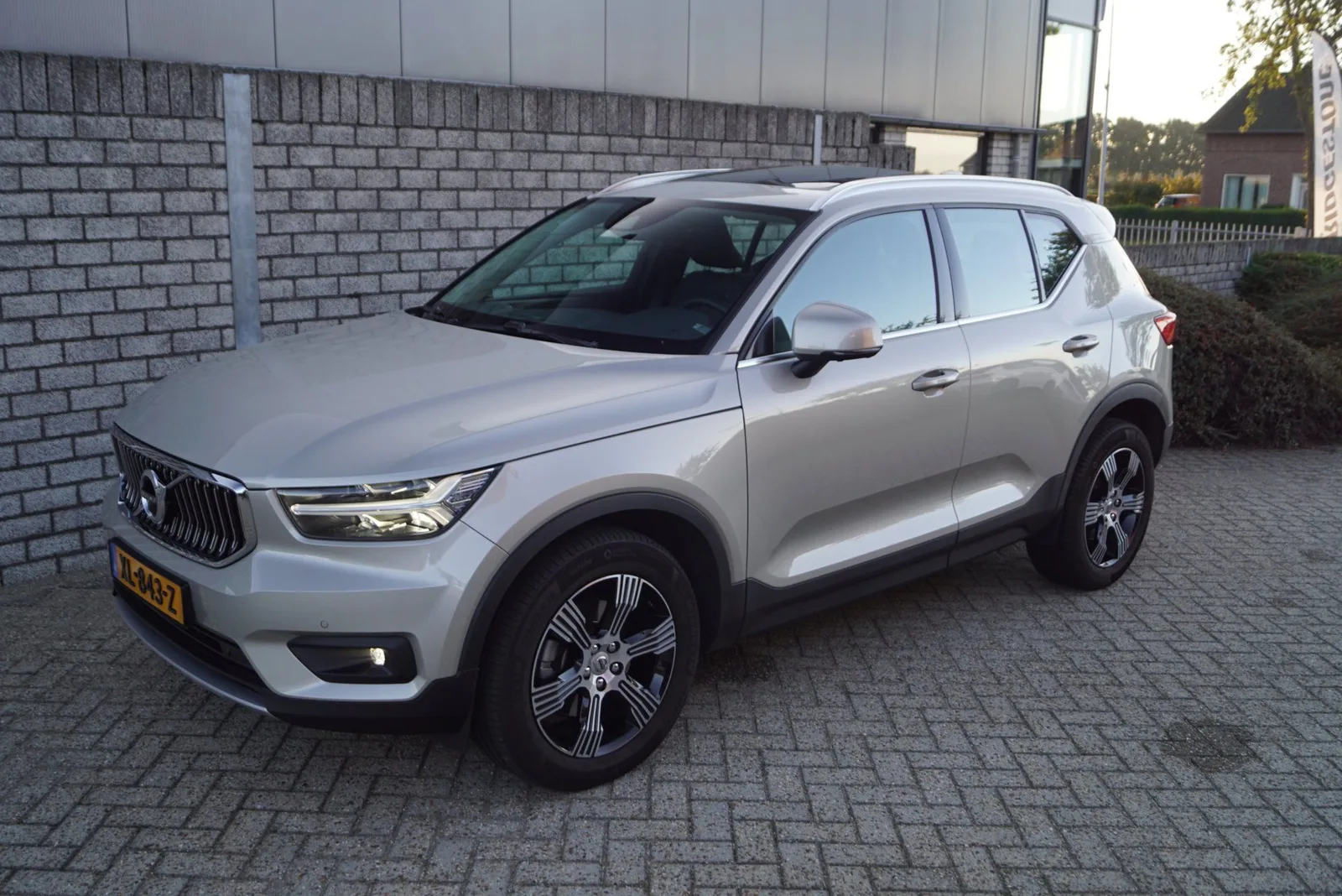 Volvo XC40 (2019) — foto 1