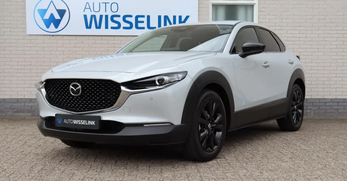 Mazda CX-30 (2025) — foto 1