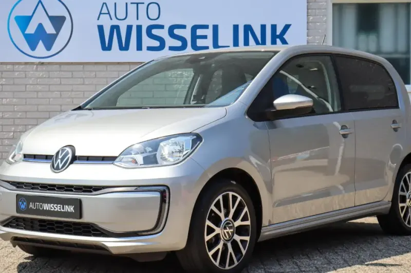 Volkswagen E-up! (2022)