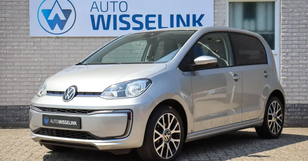 Volkswagen E-up! (2022) — foto 1