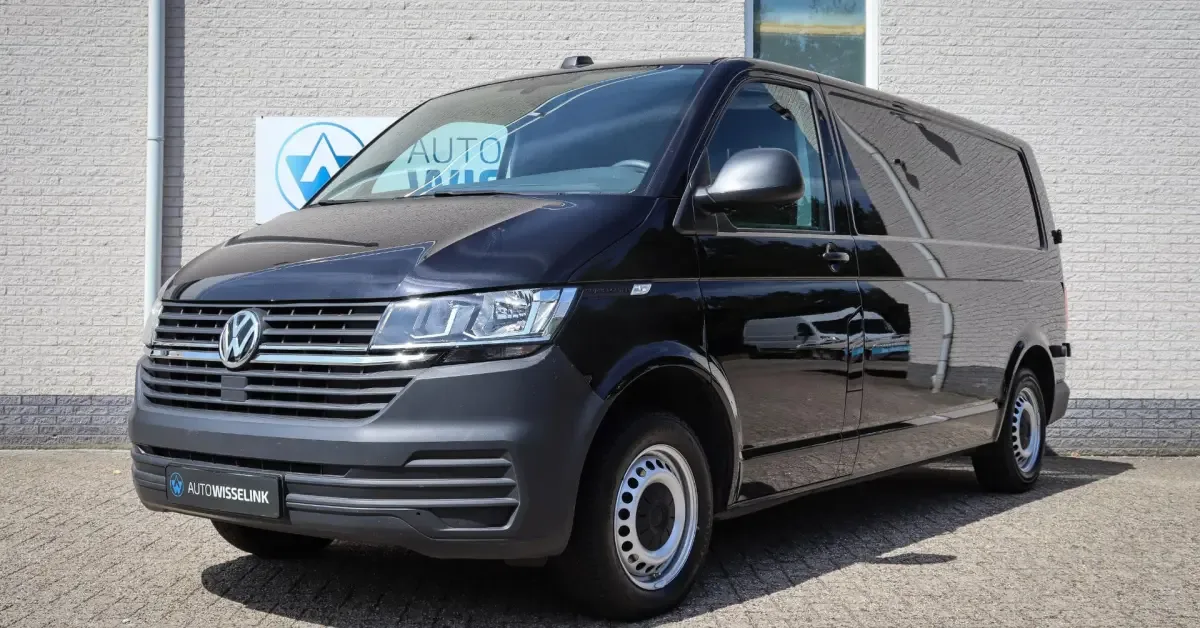 Volkswagen Transporter (2020) — foto 1