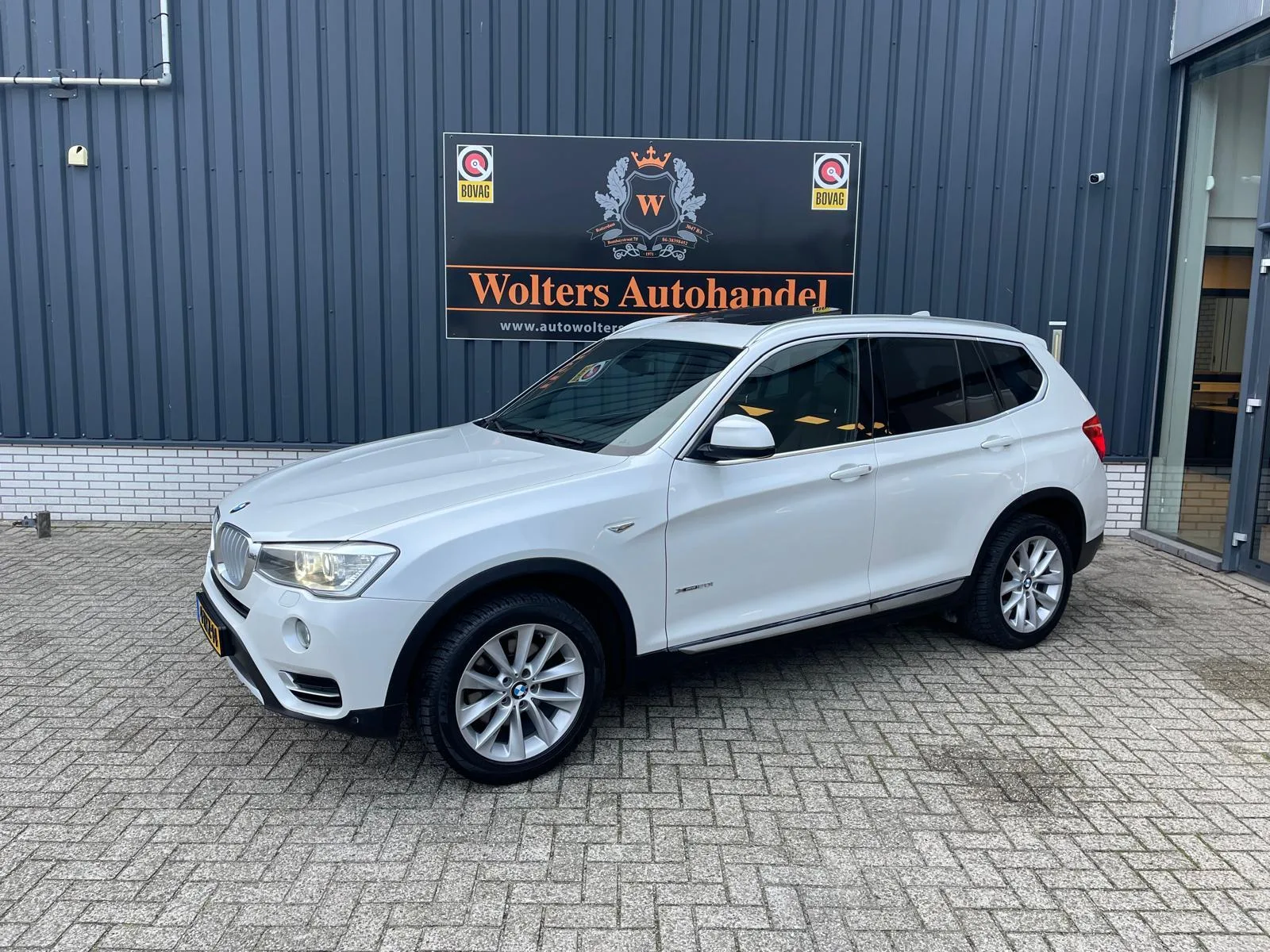 BMW X3 (2015) — foto 1
