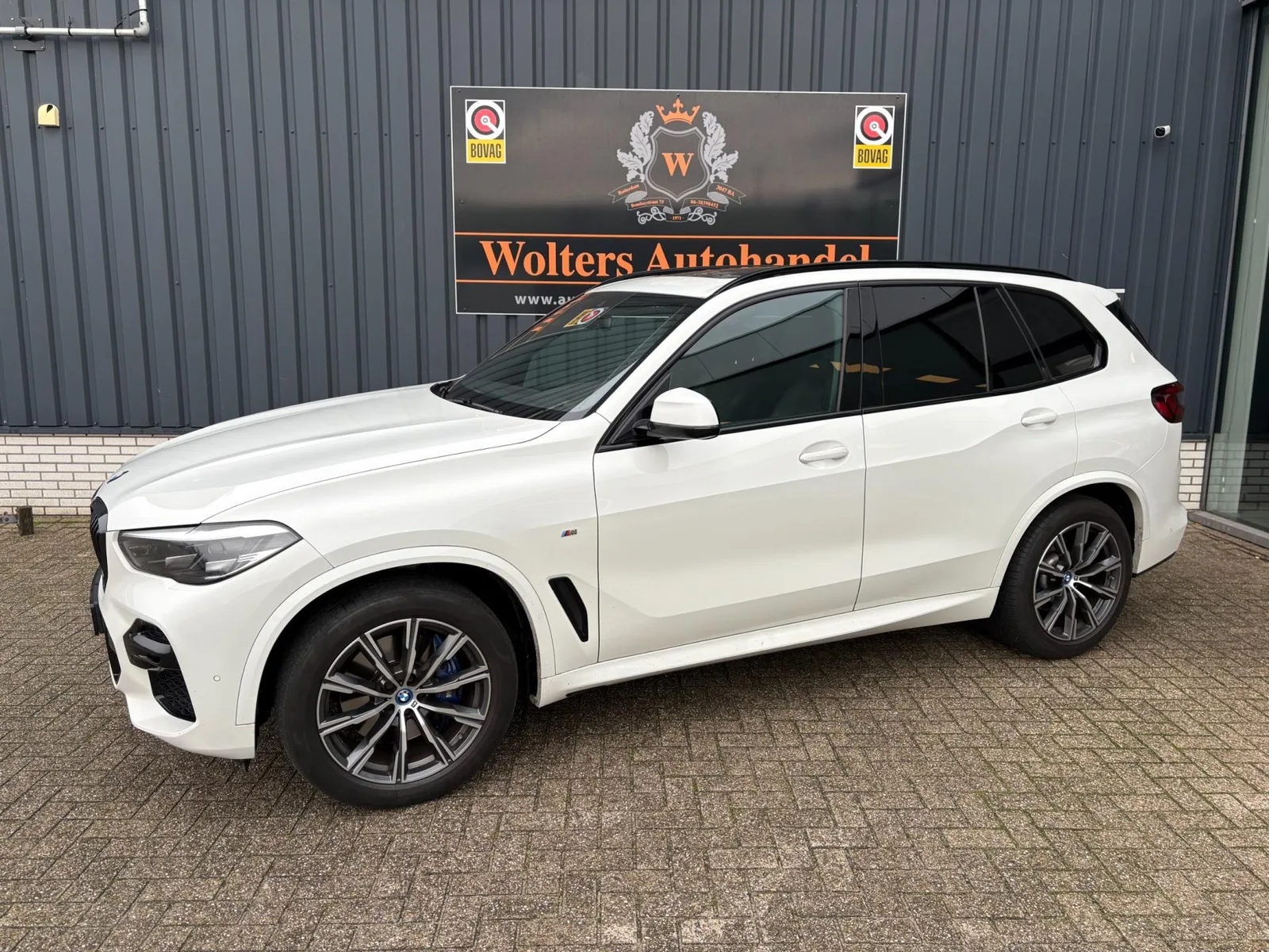 BMW X5 (2022) — foto 1