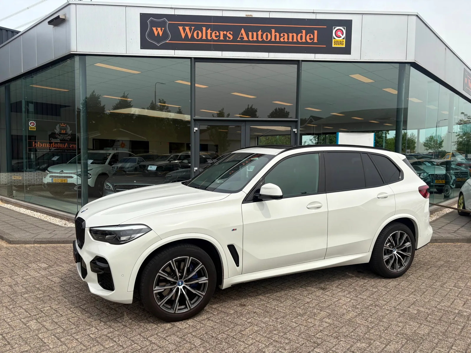 BMW X5 (2022) — foto 1