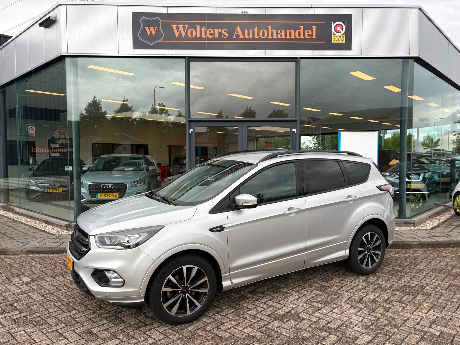 Ford Kuga (2017) — foto 1