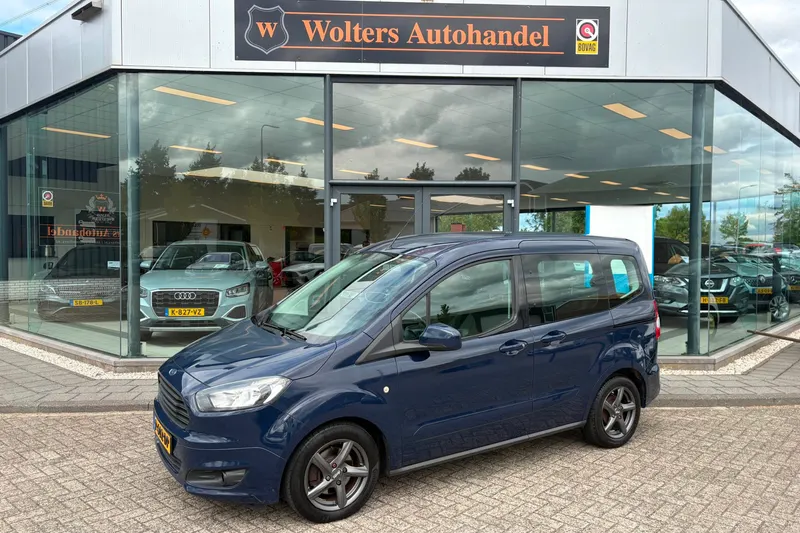 Ford Tourneo Courier (2018)
