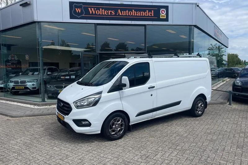 Ford Transit Custom (2023)