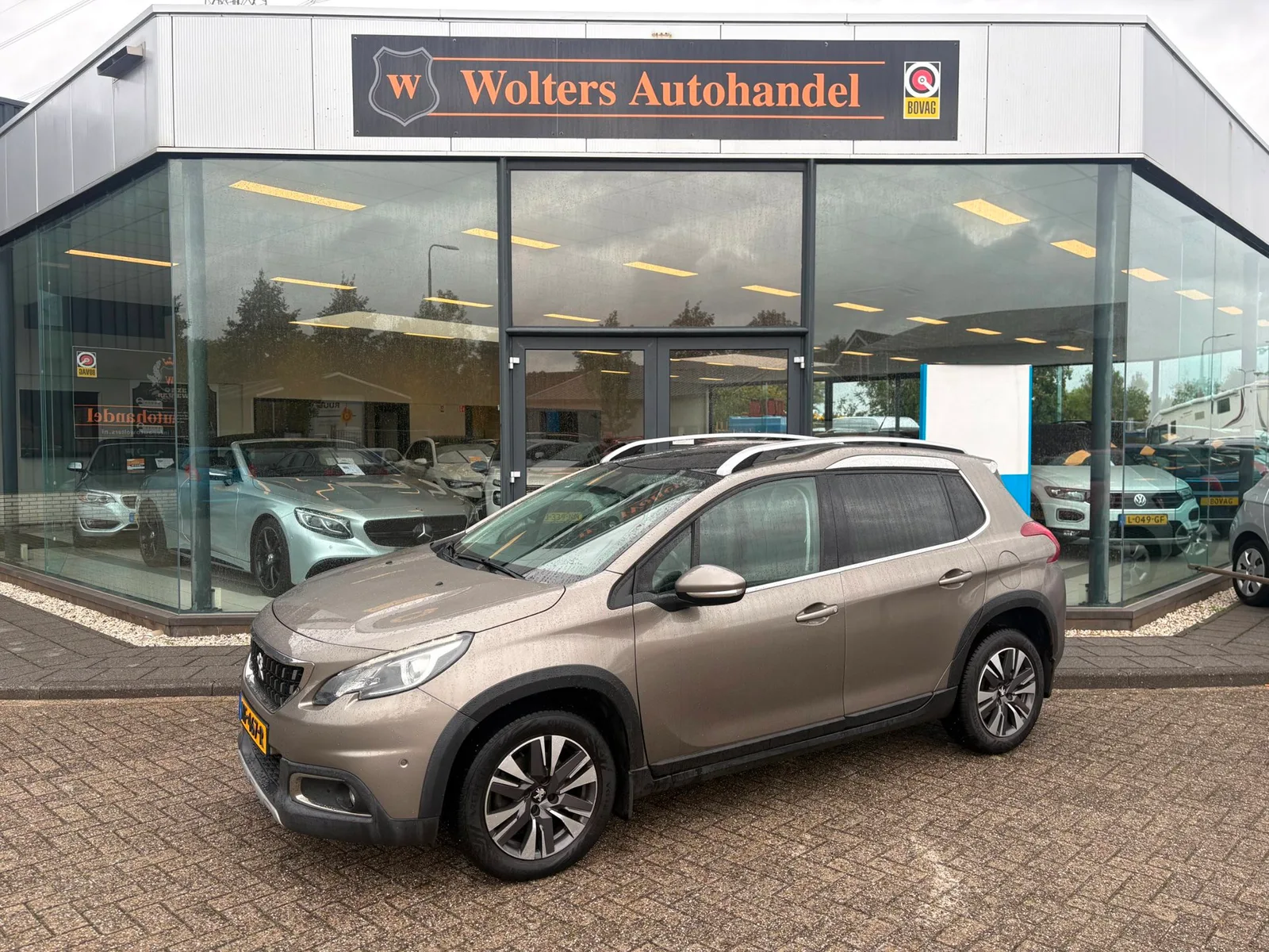 Peugeot 2008 (2017) — foto 1