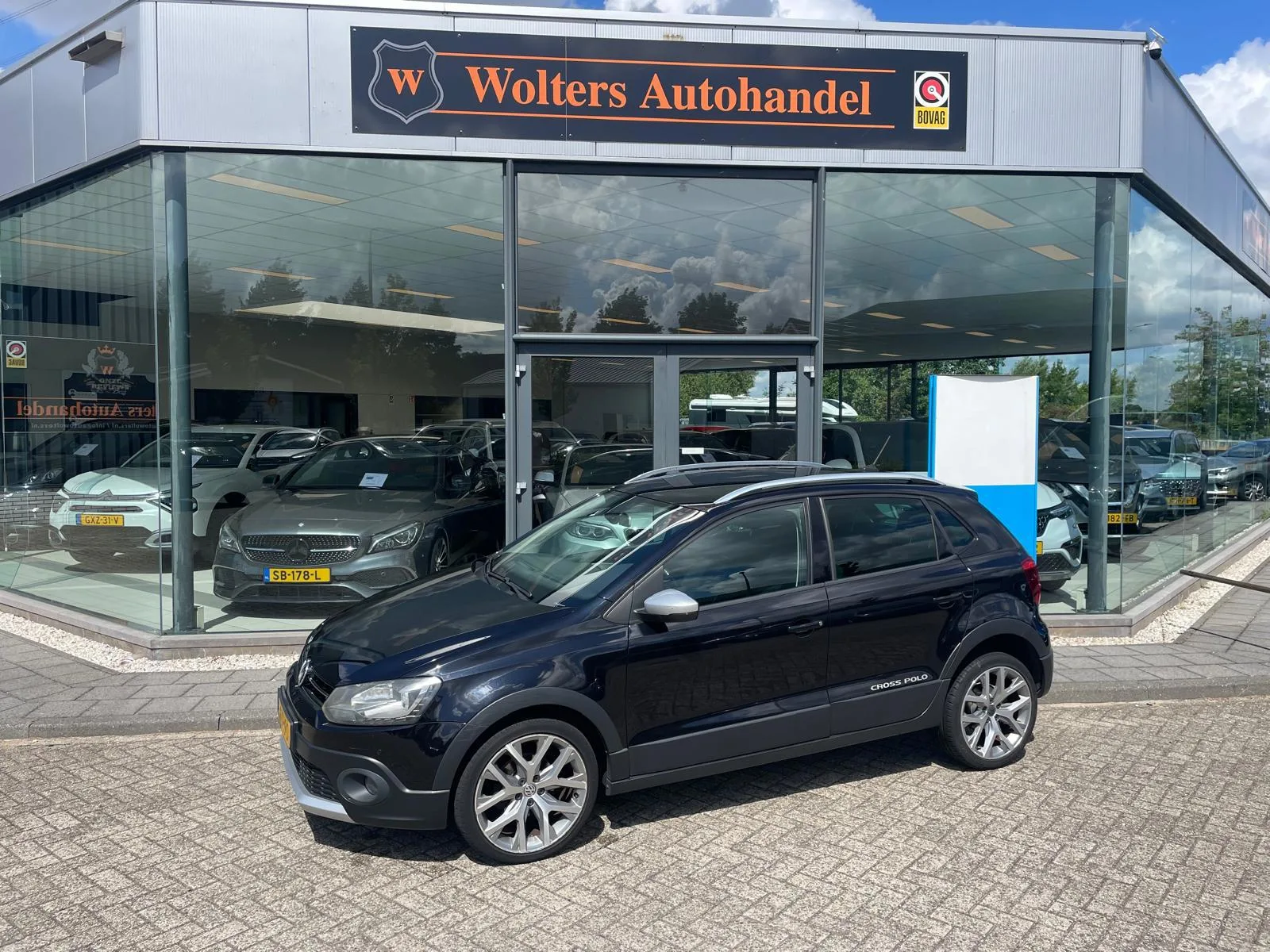Volkswagen Polo (2014) — foto 1