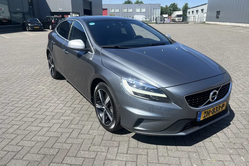 Volvo V40 (2019)