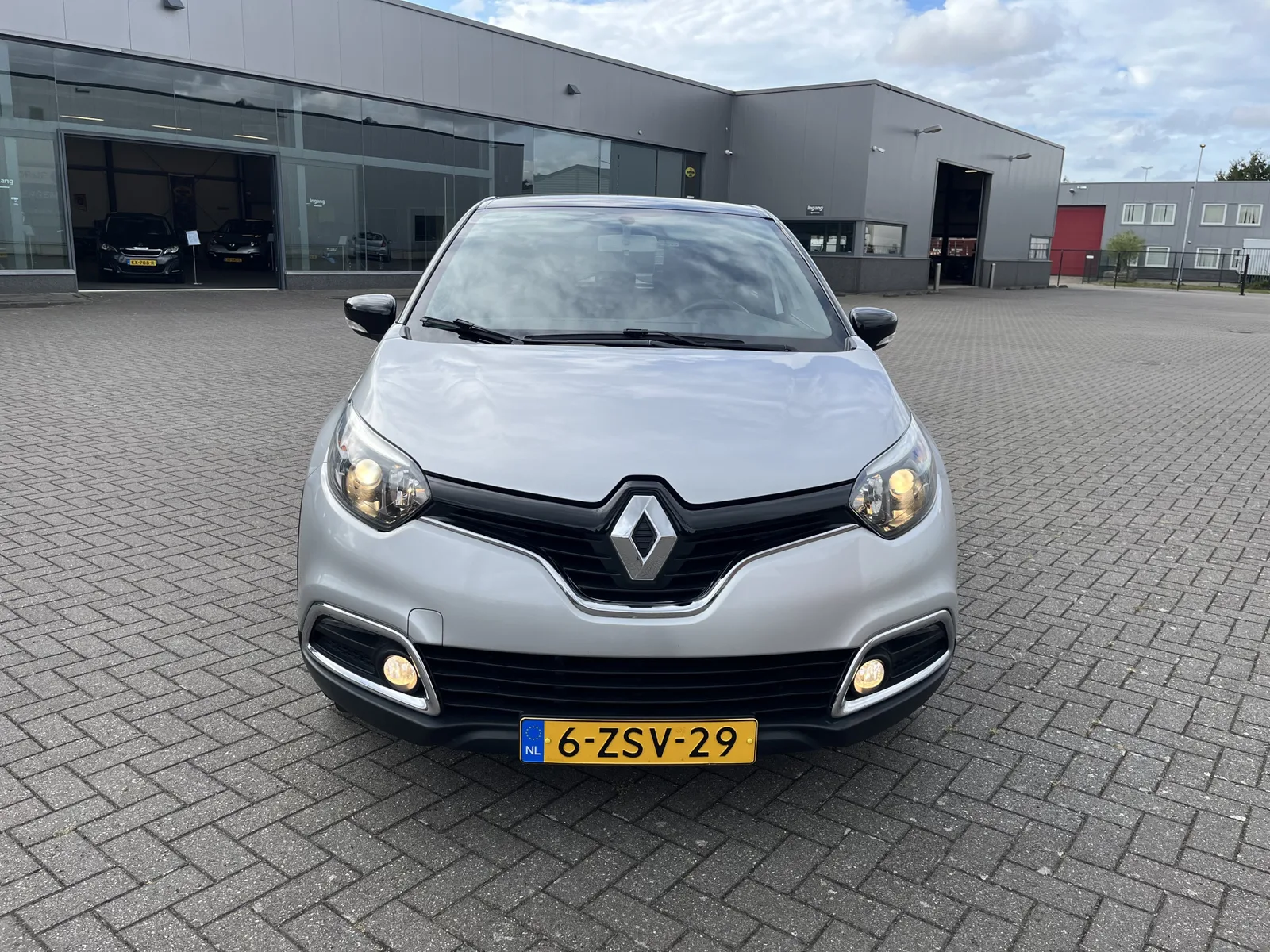 Renault Captur (2014) — foto 1